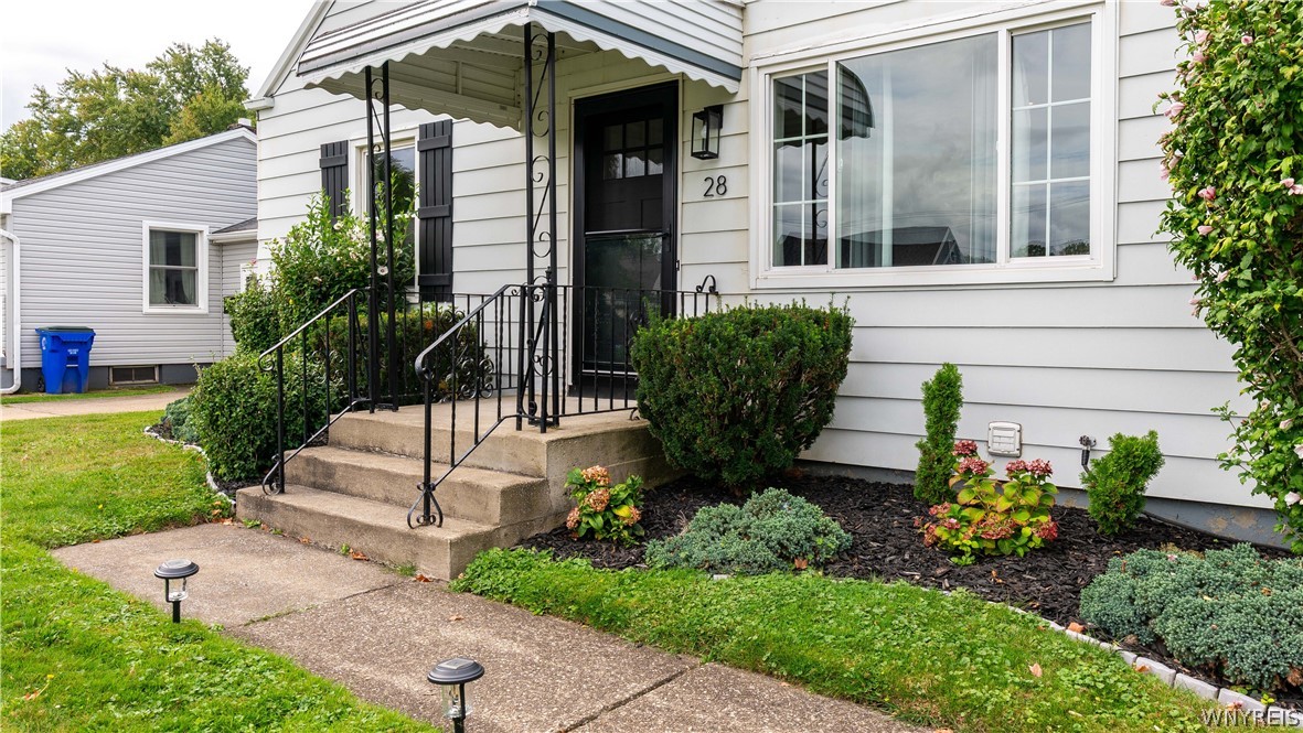 28 Singer Drive