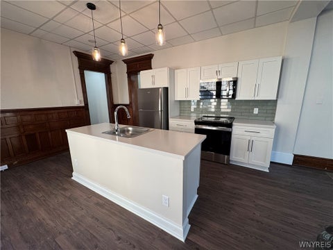 Tiny photo for 103 W Humboldt Parkway #A, Buffalo, NY 14214 (MLS # B1724011)