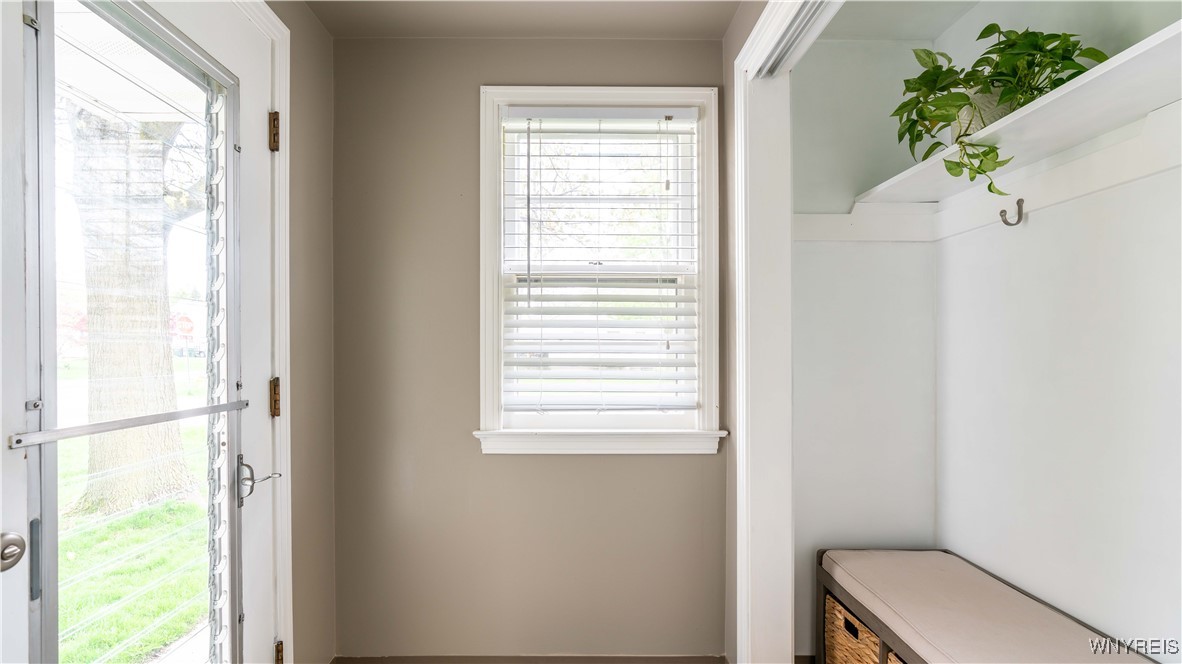 3556 Salisbury Avenue, Hamburg, New York image 6
