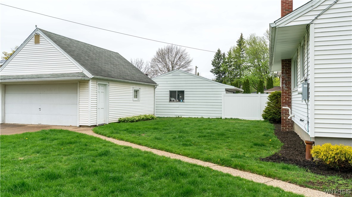 3556 Salisbury Avenue, Hamburg, New York image 44