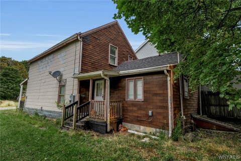 Tiny photo for 131 Lemon Street, Buffalo, NY 14204 (MLS # B1702344)