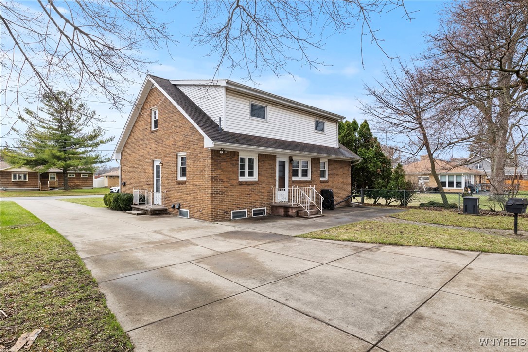 36 Floral Place, Cheektowaga, New York image 5