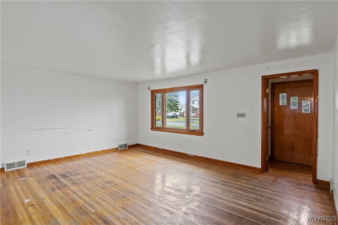 36 Floral Place, Cheektowaga, New York image 10