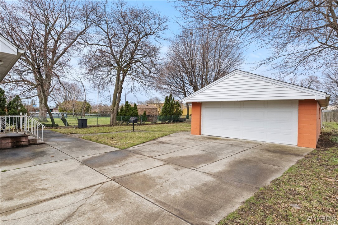 36 Floral Place, Cheektowaga, New York image 4