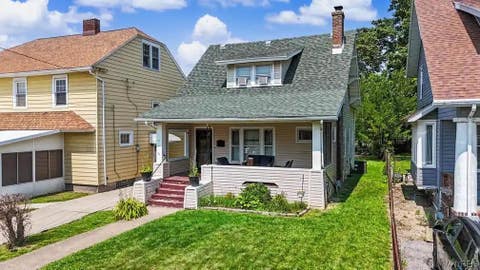 Tiny photo for 616 Chilton Avenue, Niagara Falls, NY 14301 (MLS # B1702594)
