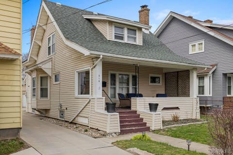Tiny photo for 616 Chilton Avenue, Niagara Falls, NY 14301 (MLS # B1702594)