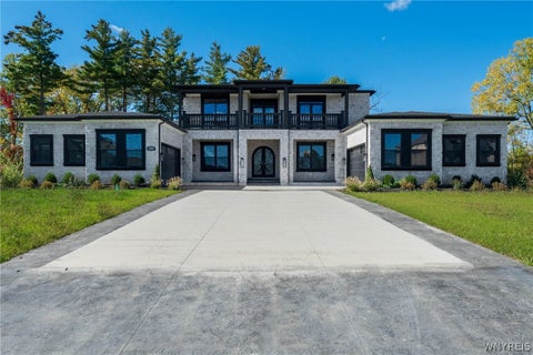 Photo of 5520 Serenity Court, Clarence, NY 14031 (MLS # B1720300)