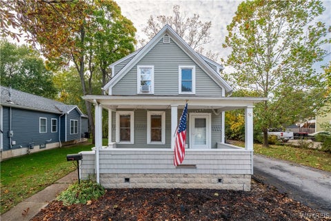 Photo of 16 Brandel Avenue, Lancaster, NY 14086 (MLS # B1723378)
