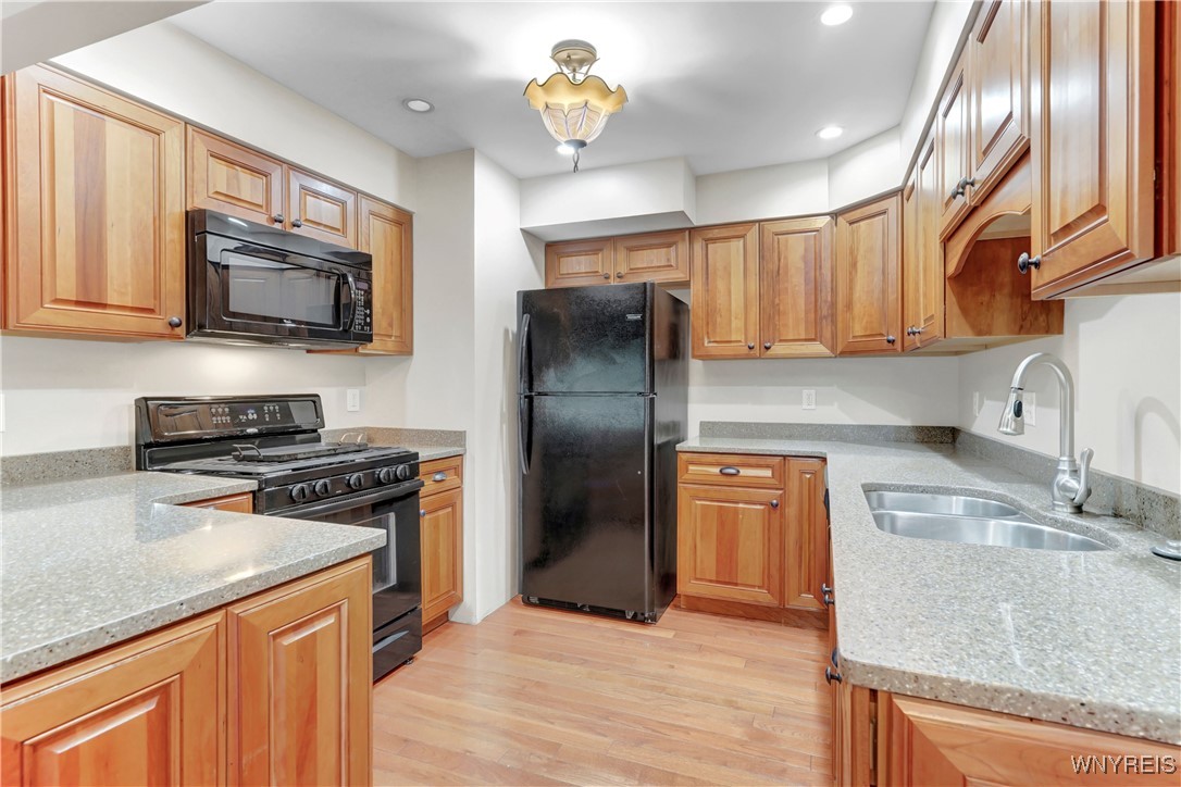 54 Sawmill Court, Elma, New York image 3