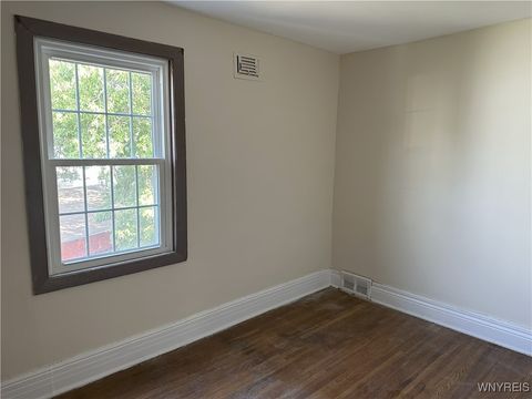 Tiny photo for 801 West Avenue, Buffalo, NY 14213 (MLS # B1648834)