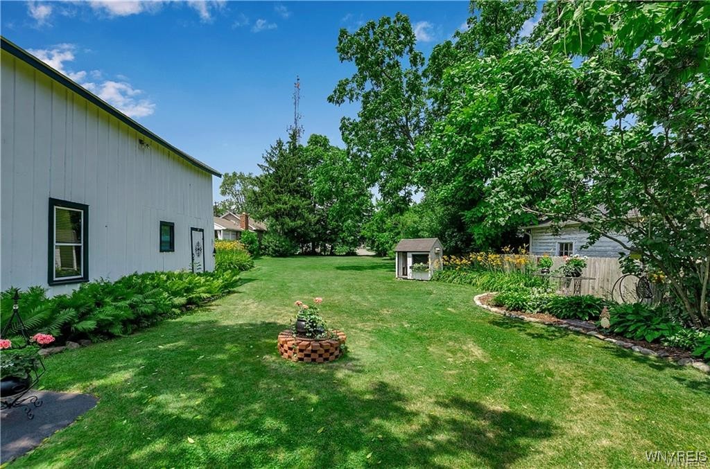 14 Pleasant Avenue, Lancaster, New York image 6