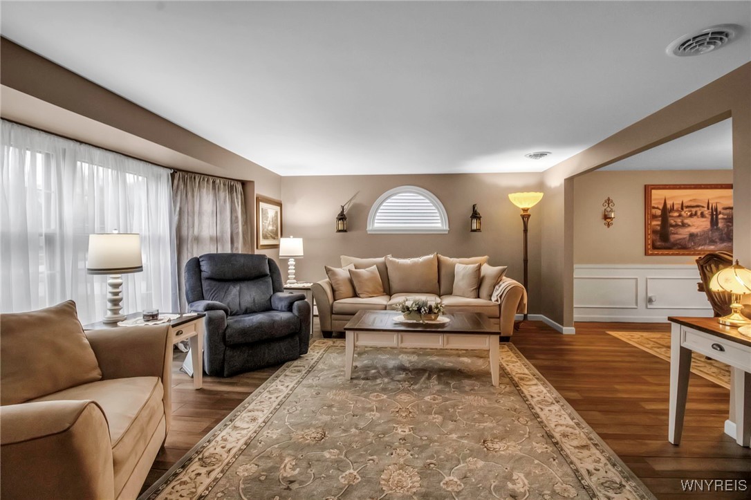 97 Tartan Lane, Amherst, New York image 13