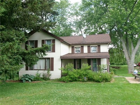 Photo of 1207 Ransom Road, Lancaster, NY 14086 (MLS # B1616887)