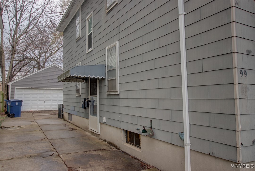 99 Villa Avenue