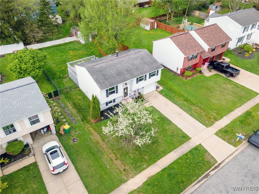 155 Oakhill Dr Drive, Hamburg, New York image 3