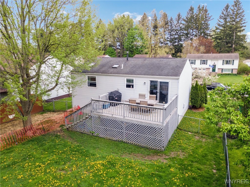 155 Oakhill Dr Drive, Hamburg, New York image 4