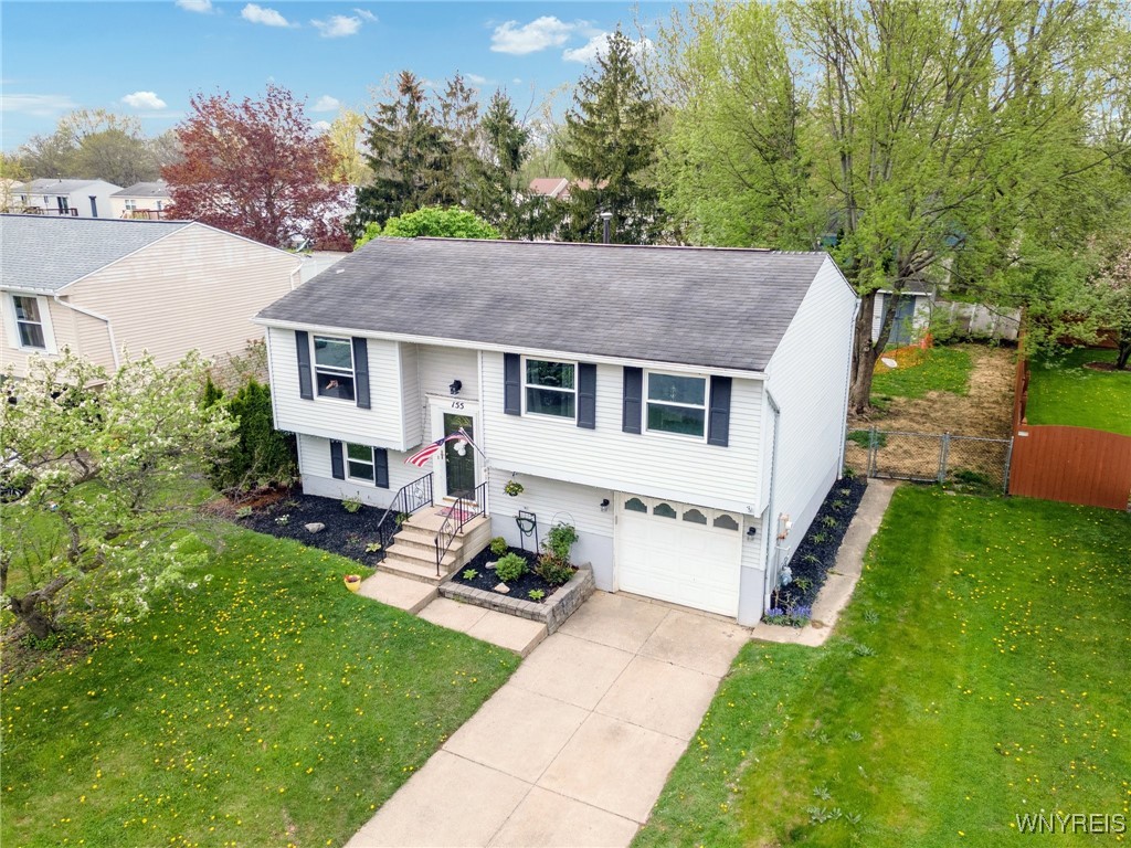 155 Oakhill Dr Drive, Hamburg, New York image 2
