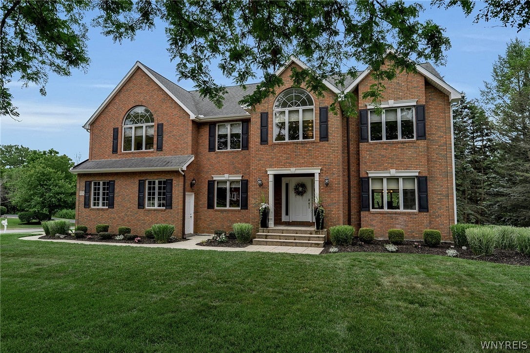 9530 Cobblestone Dr
