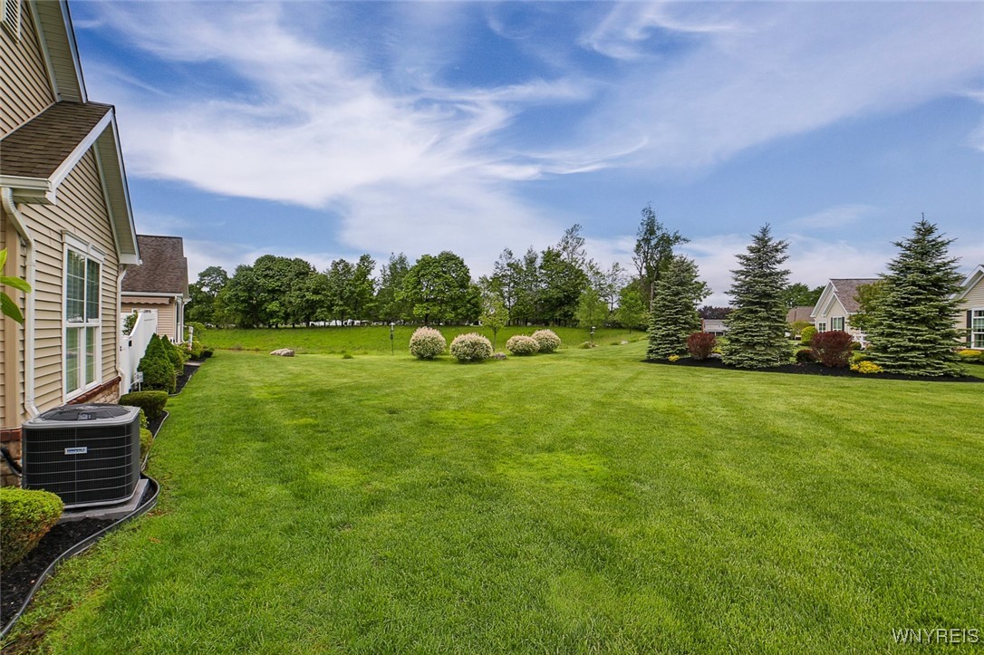 5692 Ferncrest Court #B, Clarence, New York image 6