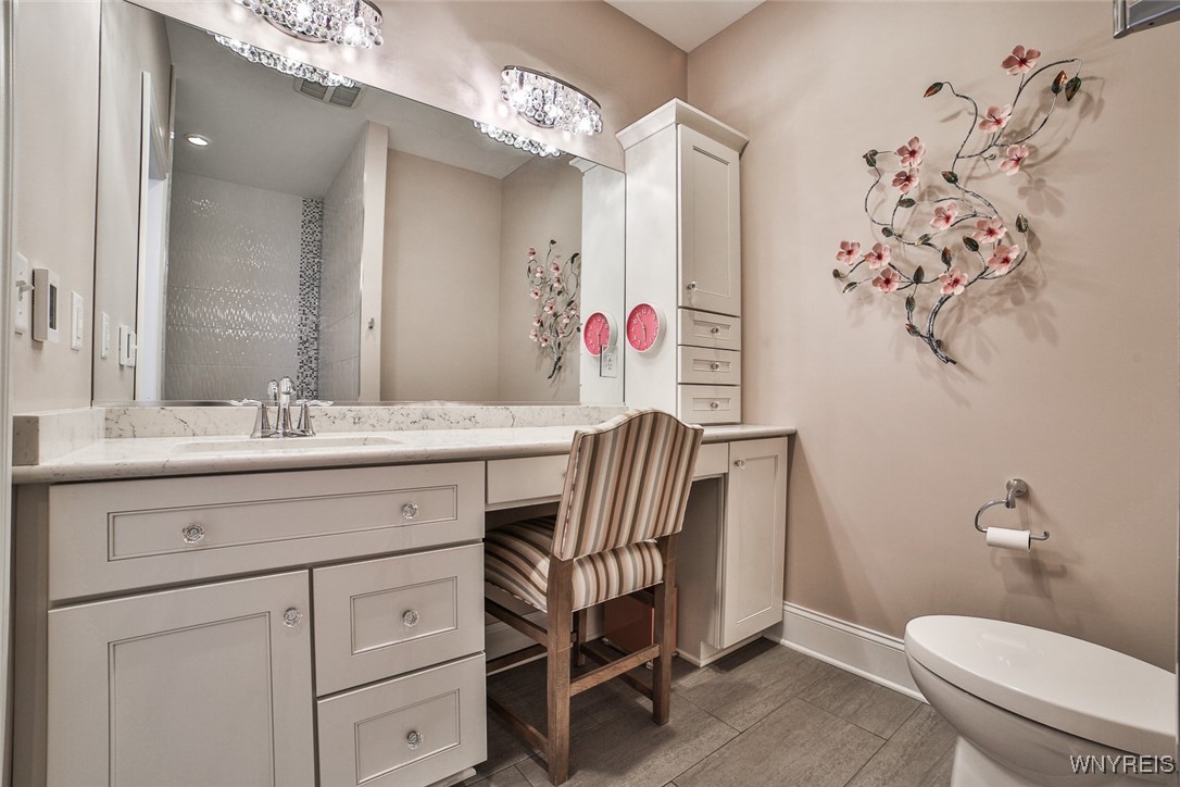 5692 Ferncrest Court #B, Clarence, New York image 31