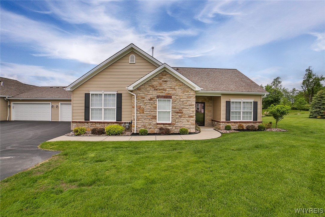5692 Ferncrest Court #B, Clarence, New York image 5