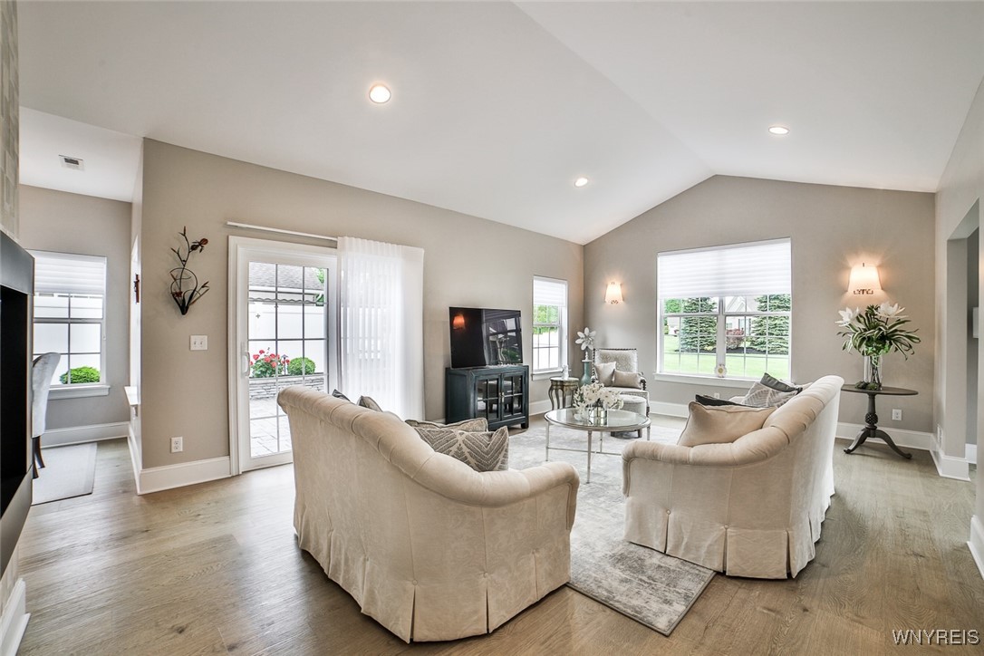 5692 Ferncrest Court #B, Clarence, New York image 10