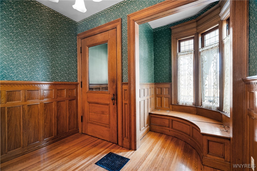 359 Parkside Avenue, Buffalo, New York image 13
