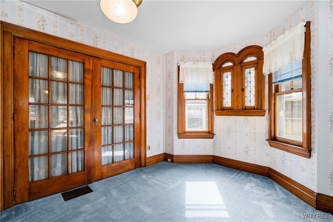 359 Parkside Avenue, Buffalo, New York image 33