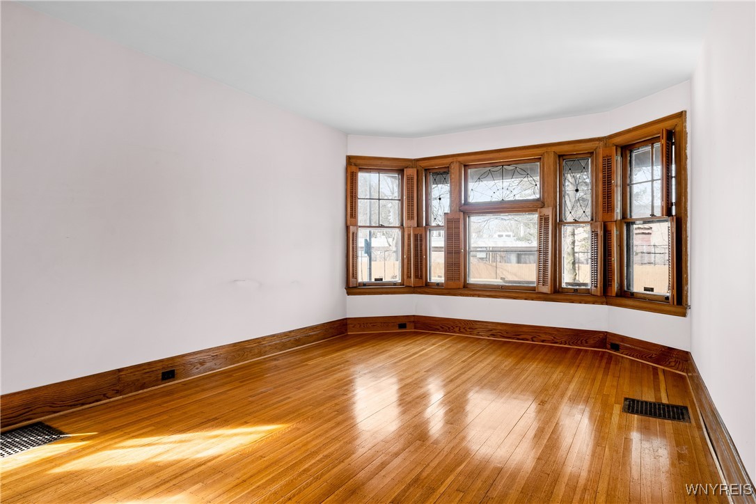 359 Parkside Avenue, Buffalo, New York image 16