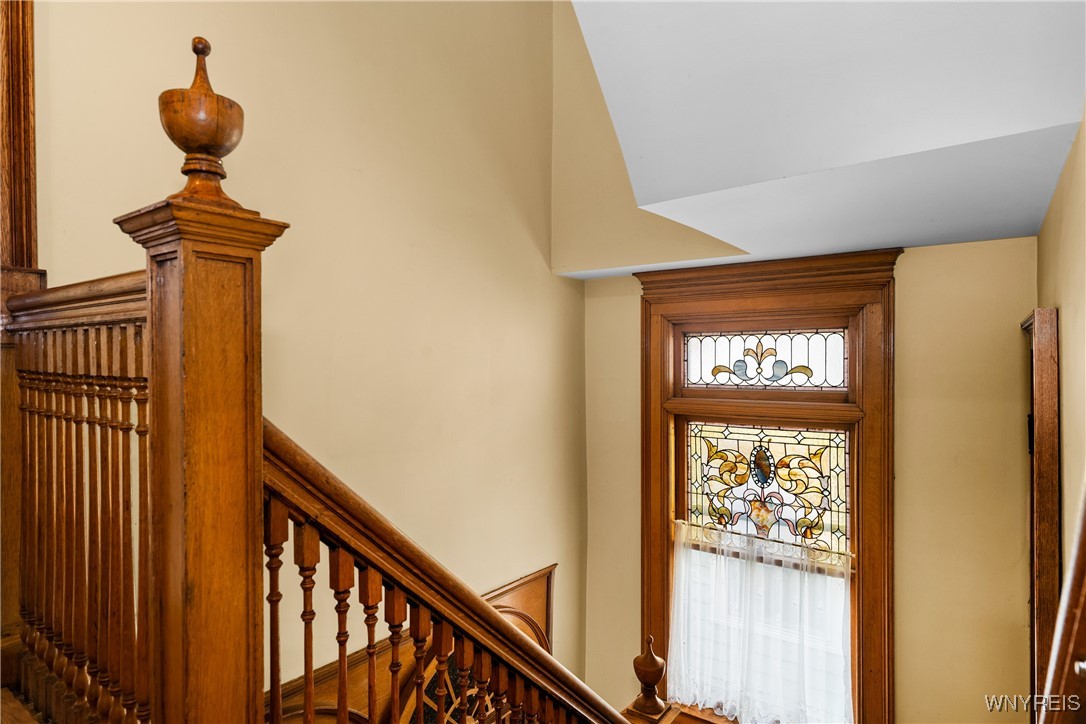 359 Parkside Avenue, Buffalo, New York image 31