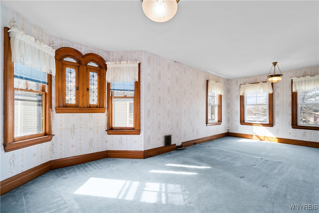 359 Parkside Avenue, Buffalo, New York image 32