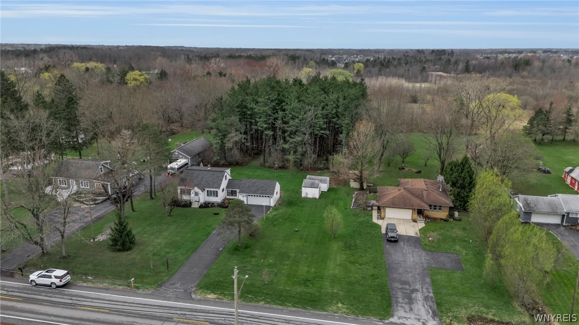 3494 Bowen Road