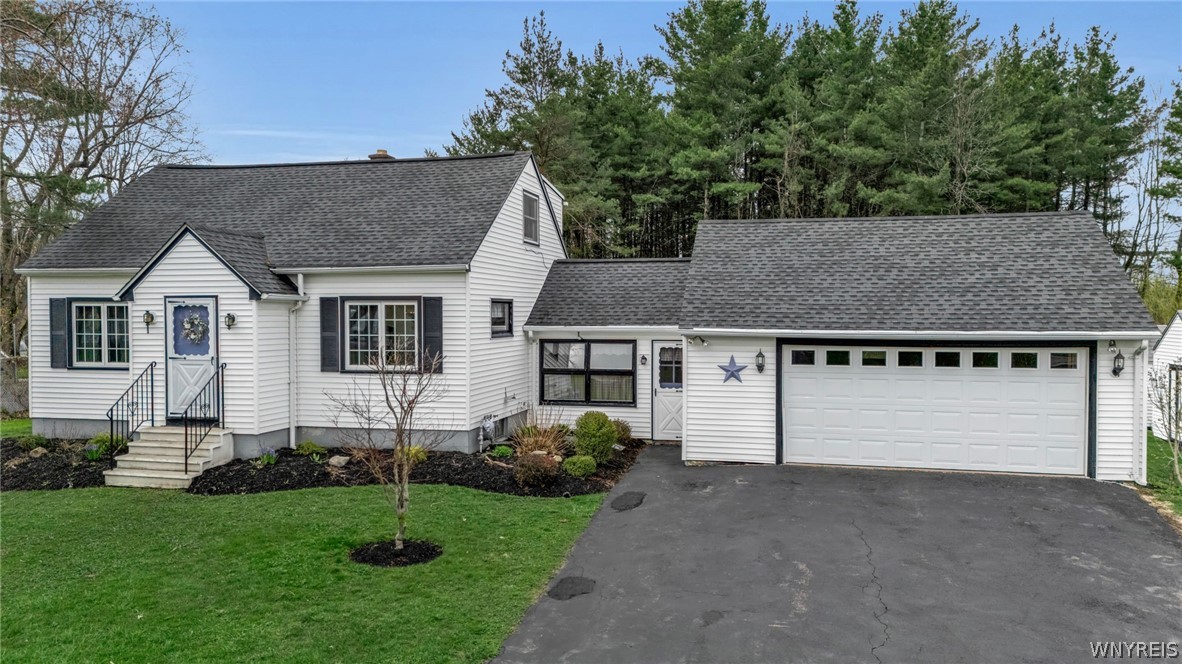 3494 Bowen Road
