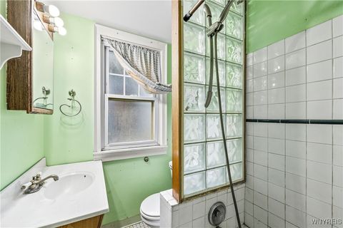 Tiny photo for 60 Granger Place, Buffalo, NY 14222 (MLS # B1652331)