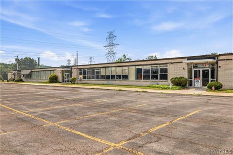 Tiny photo for 550 Ellicott Creek Road, Tonawanda, NY 14150 (MLS # B1699229)