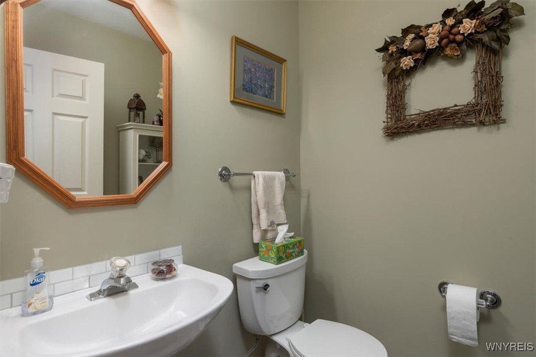1120 Rice Road, Elma, New York image 24