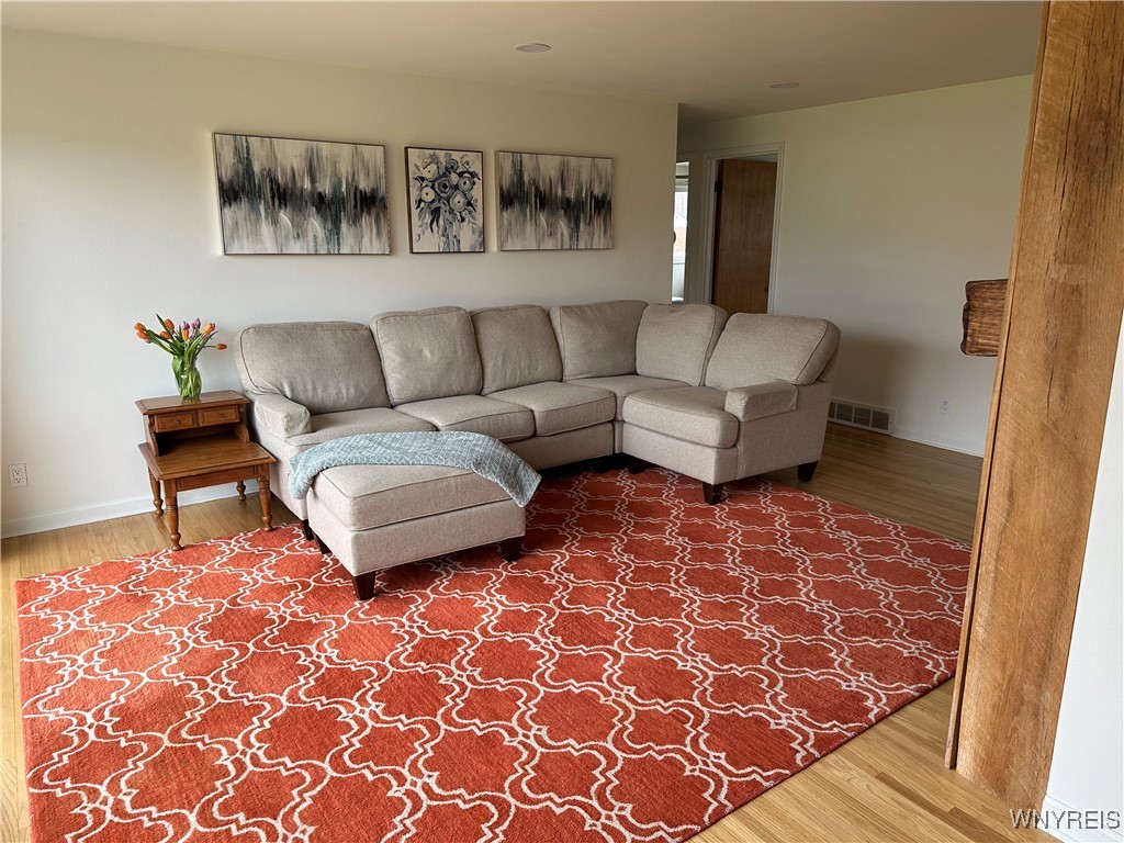 2531 Parker Boulevard, Tonawanda, New York image 6