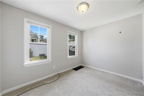 Tiny photo for 51 Delwood Road, Tonawanda, NY 14217 (MLS # B1701322)