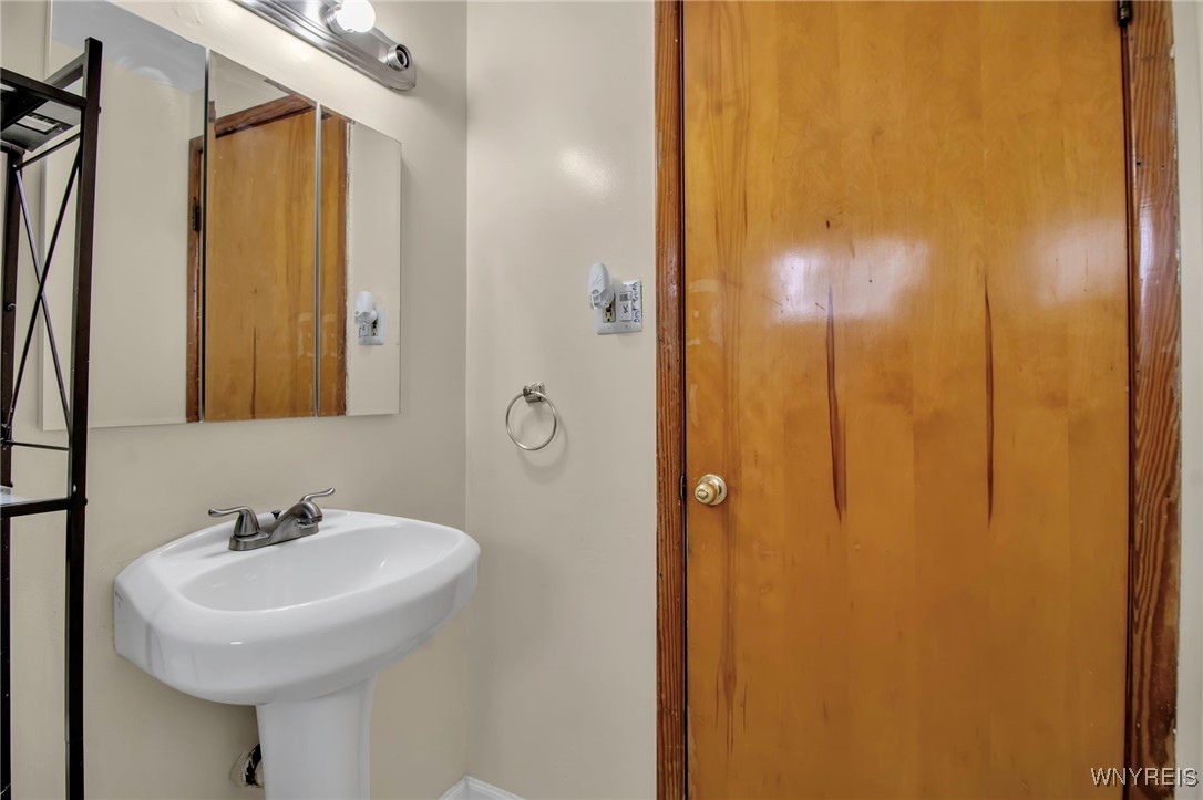 148 Colden Court, Cheektowaga, New York image 22