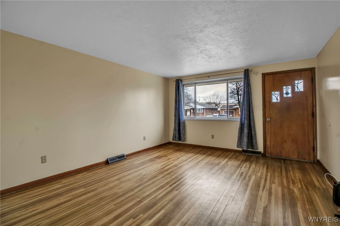 148 Colden Court, Cheektowaga, New York image 11