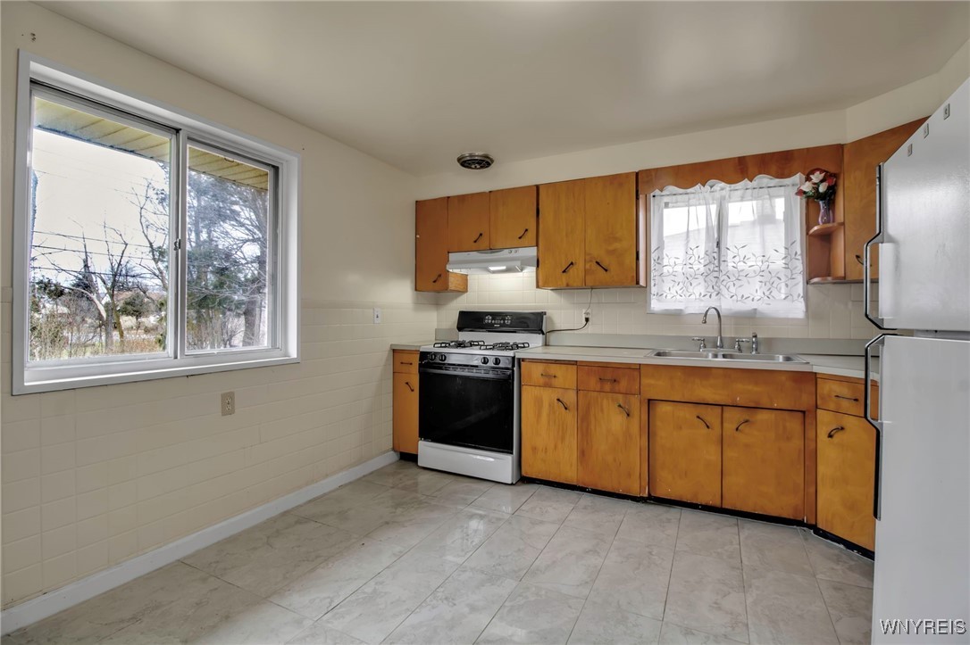148 Colden Court, Cheektowaga, New York image 12