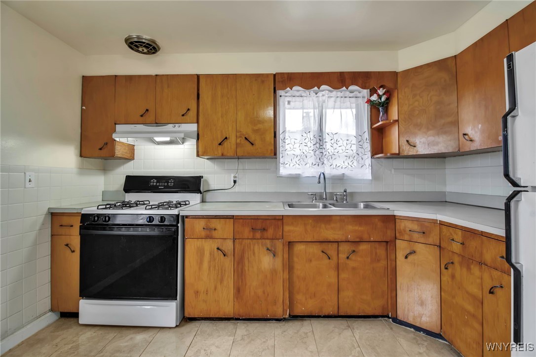 148 Colden Court, Cheektowaga, New York image 17