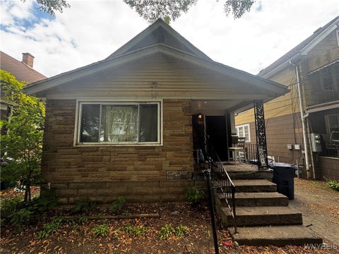 Homes For Sale - 437 Cornwall Avenue<br/> Buffalo, NY 14215