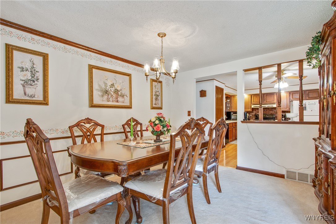1 Woodstream Drive, Lancaster, New York image 14