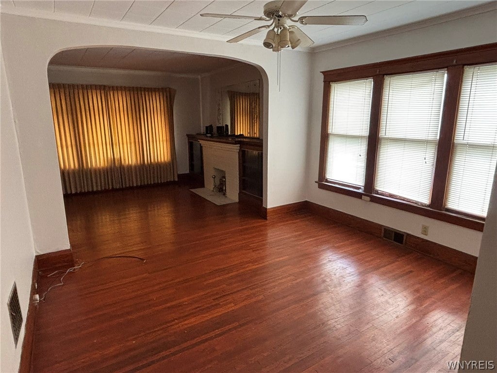 129 Deerfield Avenue