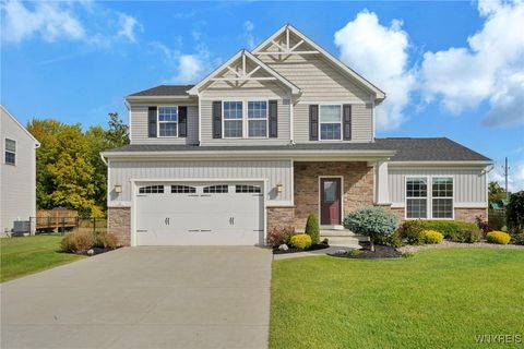 16 Crabapple Lane Lancaster NY 14086