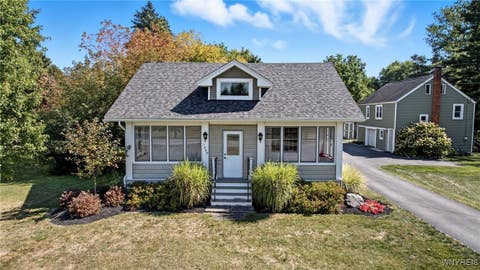 Photo for 1499 Town Line Road
