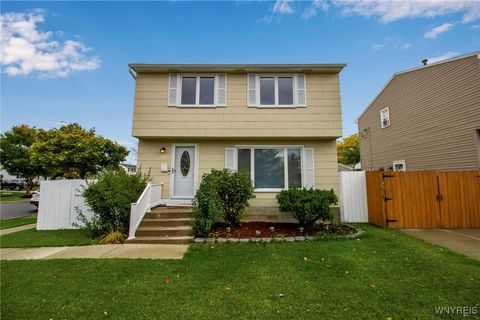 Photo of 4911 N Bailey Avenue, Amherst, NY 14226 (MLS # B1646239) Photo of 4911 N Bailey Avenue, Amherst, NY 14226 (MLS # B1646239)