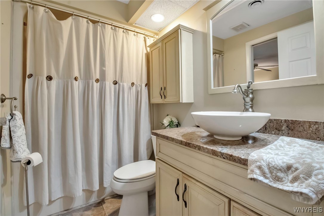 1260 Youngs Road #F, Amherst, New York image 12