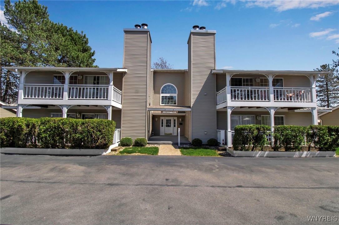1260 Youngs Road #F, Amherst, New York image 1